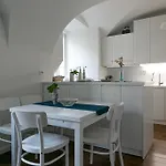 3 Bridges App アパート