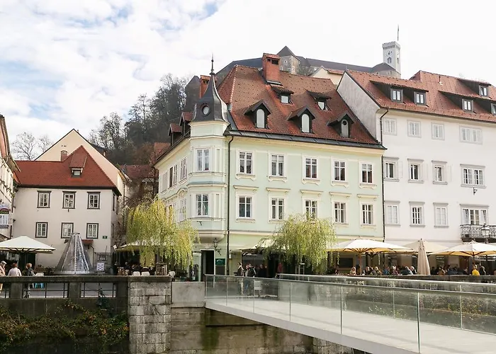 דירה 3 Bridges App *