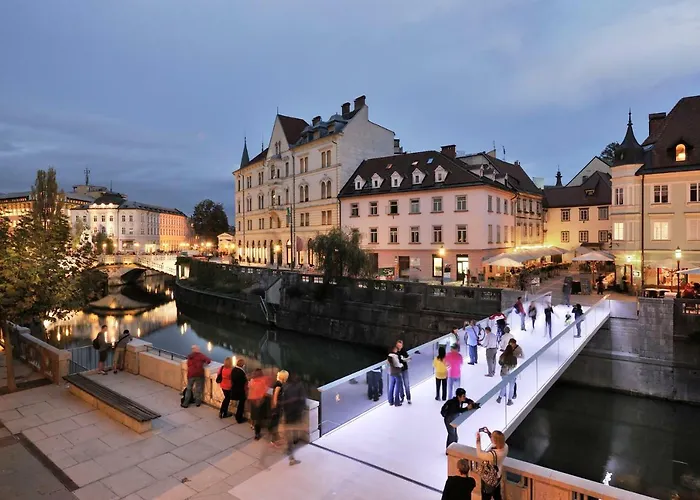 דירה 3 Bridges App