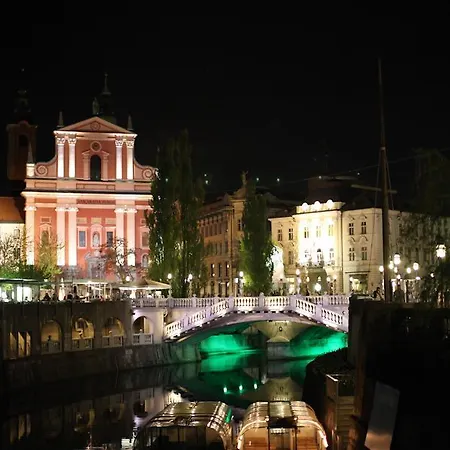 Appartamento 3 Bridges App *